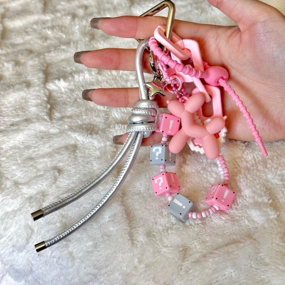 DIY Playful Keychain - Pink balloon dog & silver
